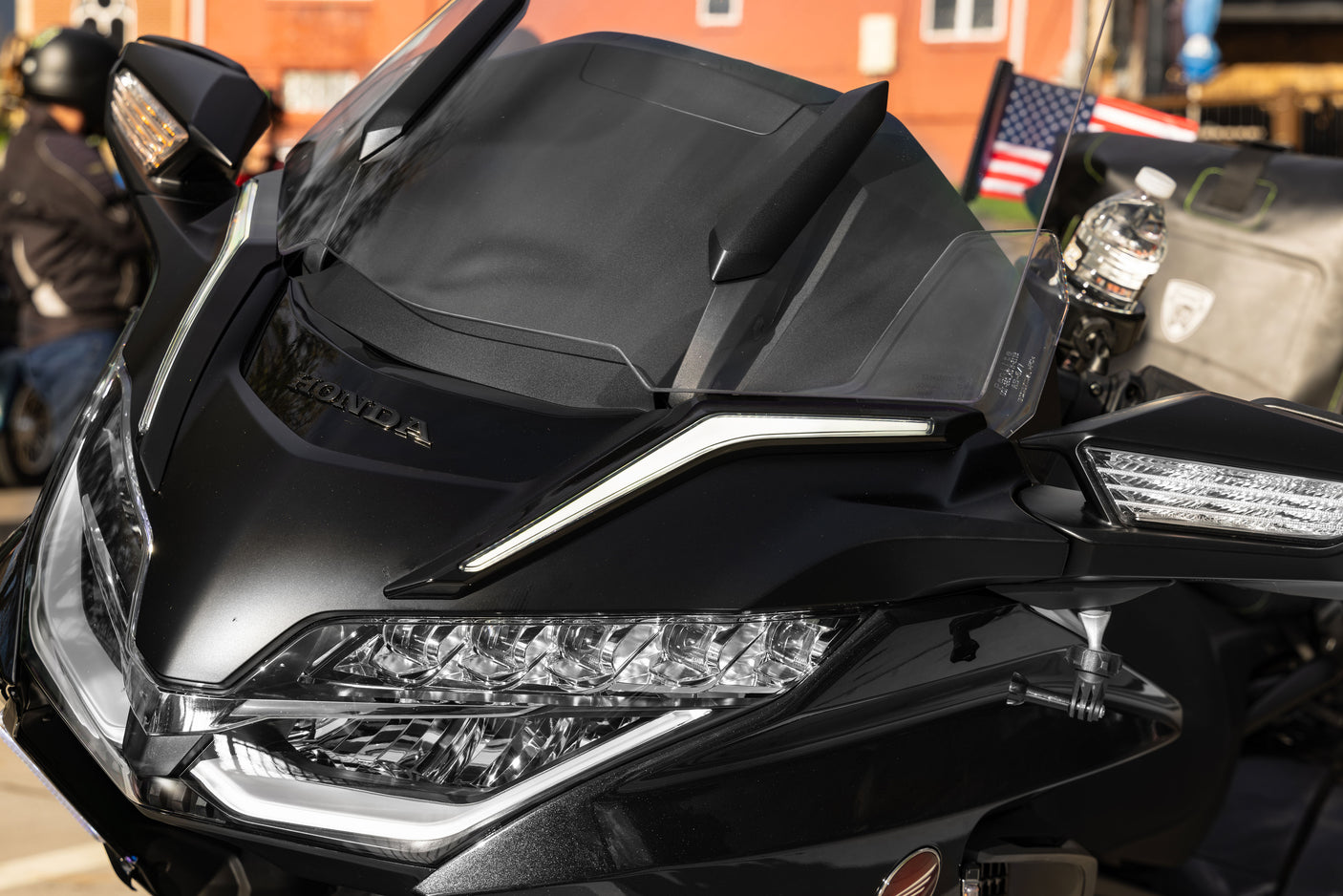 STRIKE WINDSHIELD TRIM for Gold Wing