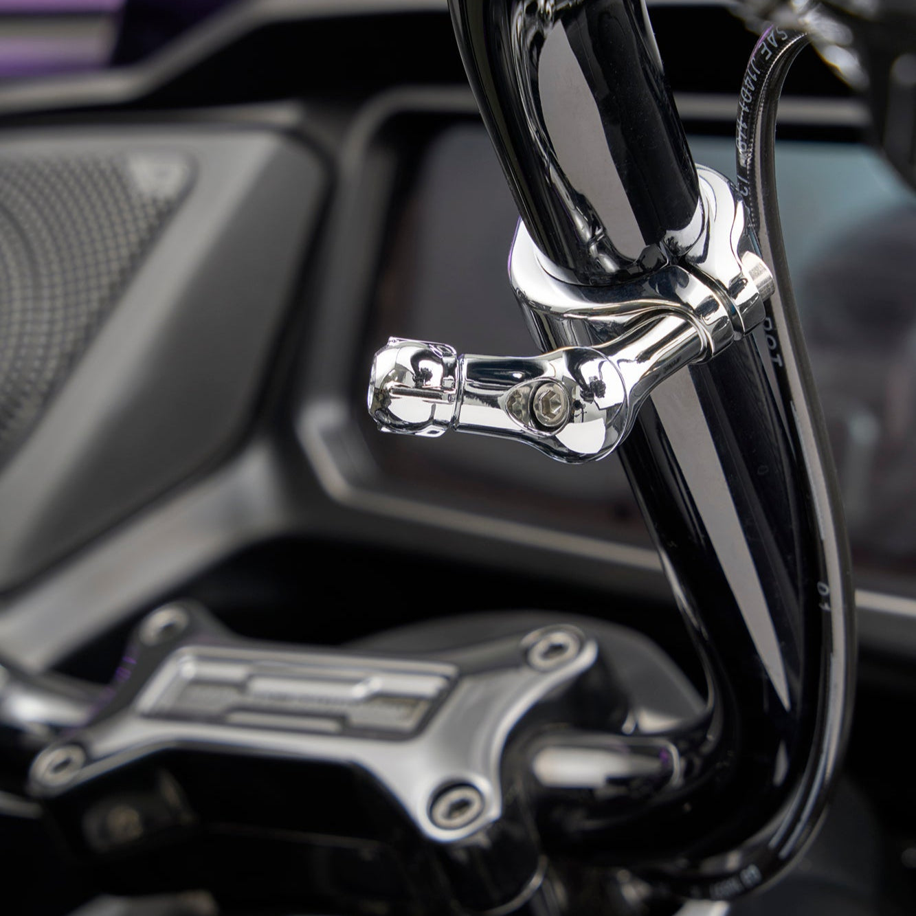 ADJUST-A-BALL CLAMP POST